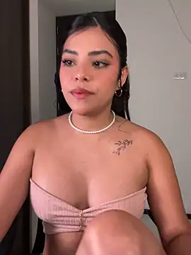 Sara-Evans online show from February 5, 1:12 am