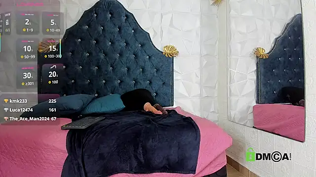  mia milf  online show from November 28, 7:25 pm