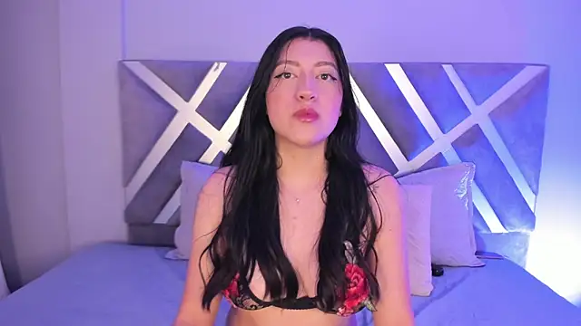 kaylii purple online show from November 29, 5:29 am