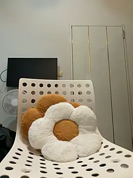 black xun online show from February 9, 2:48 pm