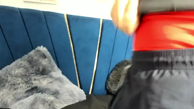 Snapshot of zeusapollofuck chatting on September 26, 8:49 pm zeusapollofuck online show from September 26, 8:49 pm