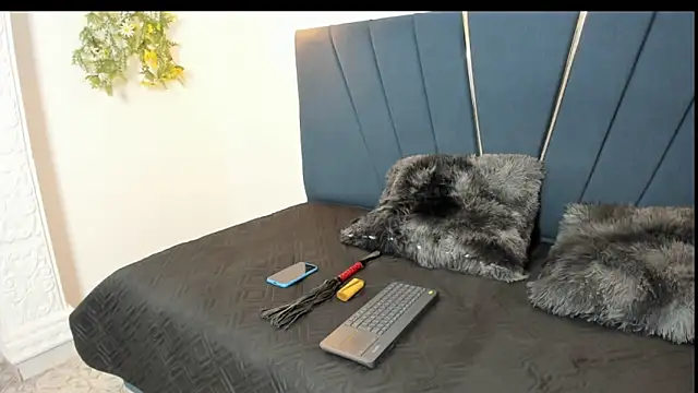 Snapshot of zeusapollofuck chatting on September 14, 3:34 pm zeusapollofuck online show from September 14, 3:34 pm