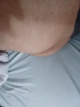 Snapshot of Actingezequielprado chatting on October 8, 9:33 am Actingezequielprado online show from October 8, 9:33 am