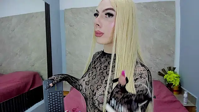 Missblonde doll online show from March 19, 4:01 am