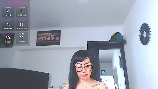 Vicky hotmilf online show from May 13, 8:21 am