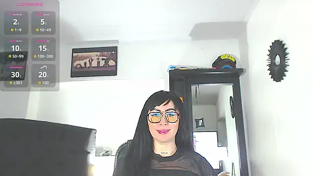 Vicky hotmilf online show from December 1, 11:00 am