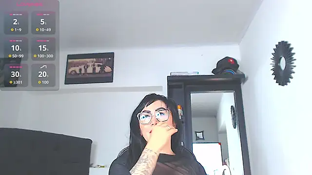Vicky hotmilf online show from May 5, 8:28 am
