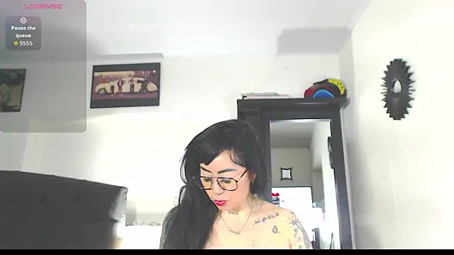 Vicky hotmilf online show from October 28, 1:43 pm