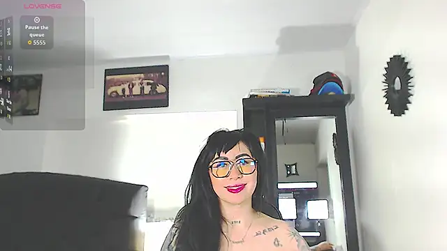 Vicky hotmilf online show from November 17, 9:13 am