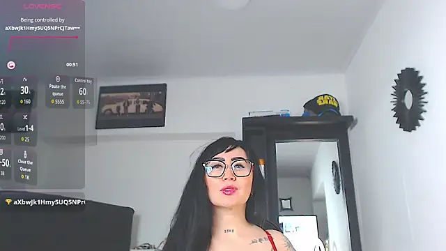 Vicky hotmilf online show from April 14, 11:04 am