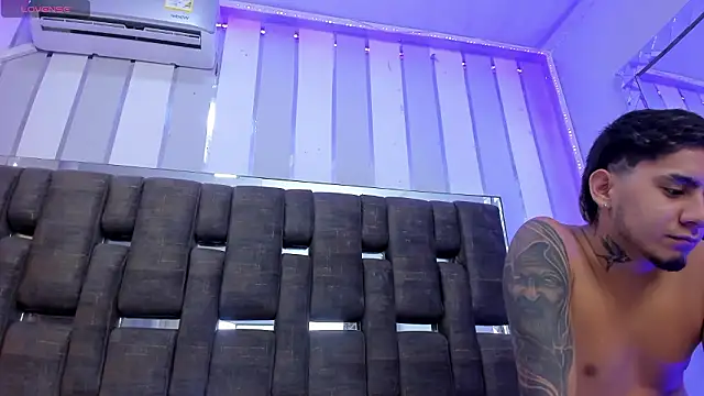 BriannaBBW online show from March 5, 5:04 am