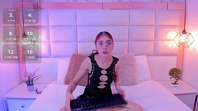 Snapshot of Gaby_louse chatting on October 20, 2:39 pm Gaby louse online show from October 20, 2:39 pm