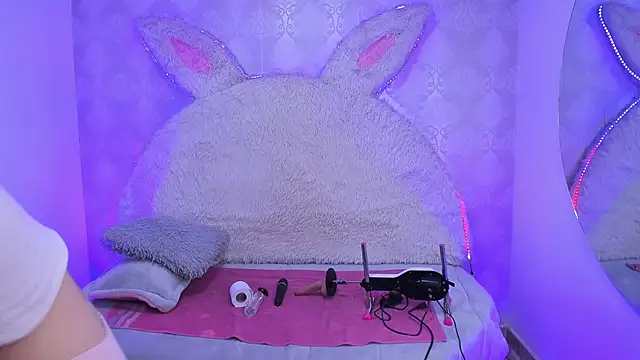 Gaby louse online show from April 15, 7:58 pm