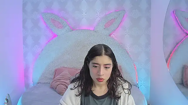 Gaby louse online show from March 25, 7:35 pm