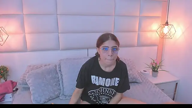 Gaby louse online show from May 8, 2:04 am