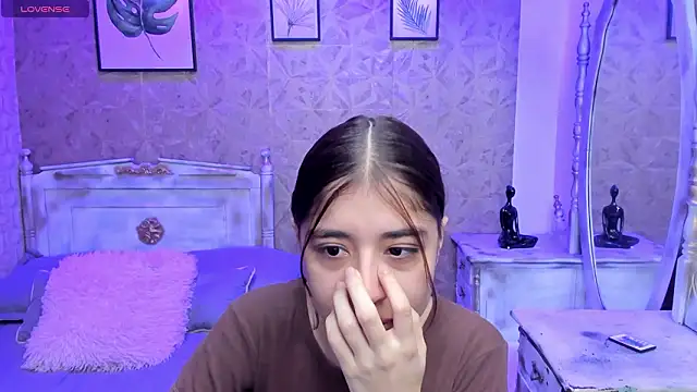 Gaby louse online show from March 14, 7:20 pm