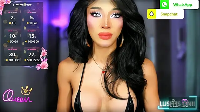Snapshot of xUrGoddess_Bellax chatting on June 25, 1:36 am xUrGoddess Bellax online show from June 25, 1:36 am