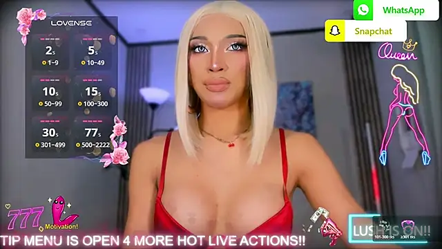 Snapshot of xUrGoddess_Bellax chatting on April 19, 10:34 pm xUrGoddess Bellax online show from April 19, 10:34 pm