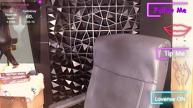 xUrGoddess Bellax online show from October 29, 1:32 pm