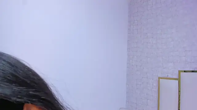 Mia and lexy online show from December 5, 3:05 am