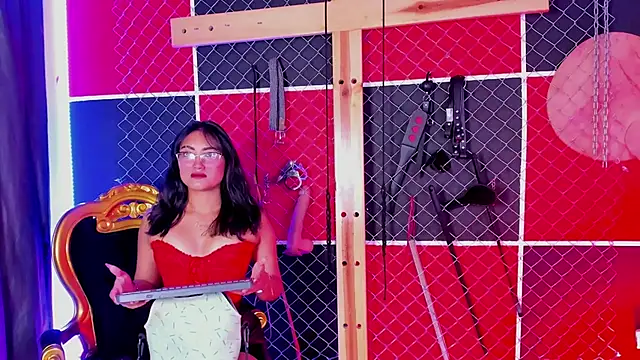 Mr Alejandra bdsm online show from October 16, 7:00 pm