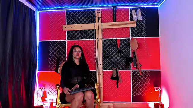 Mr Alejandra bdsm online show from November 27, 7:47 pm