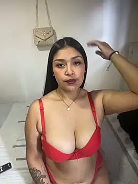 Snapshot of Aurora_fire1 chatting on September 10, 3:55 pm Aurora fire1 online show from September 10, 3:55 pm