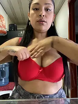 Snapshot of Aurora_fire1 chatting on November 13, 6:12 pm Aurora fire1 online show from November 13, 6:12 pm