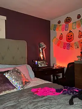 MyHoneyFrida online show from October 18, 4:03 am