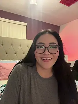 Snapshot of MyHoneyFrida chatting on November 14, 3:54 am MyHoneyFrida online show from November 14, 3:54 am