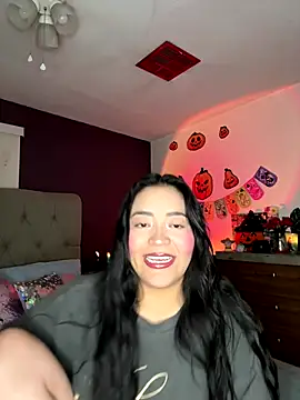 Snapshot of MyHoneyFrida chatting on October 27, 4:02 am MyHoneyFrida online show from October 27, 4:02 am