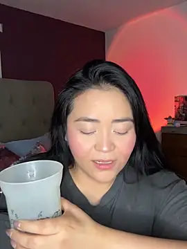 MyHoneyFrida online show from September 22, 3:23 am