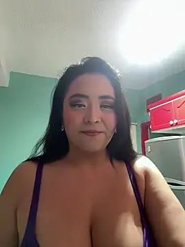 MyHoneyFrida online show from October 4, 3:30 am