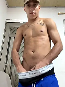 Snapshot of spicyboysvenezuelan chatting on October 29, 10:25 am spicyboysvenezuelan online show from October 29, 10:25 am