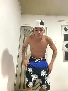 Snapshot of spicyboysvenezuelan chatting on November 2, 7:35 am spicyboysvenezuelan online show from November 2, 7:35 am