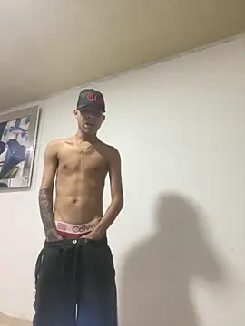 Snapshot of spicyboysvenezuelan chatting on September 27, 9:04 am spicyboysvenezuelan online show from September 27, 9:04 am