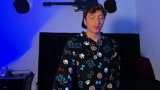 mhatias  online show from April 14, 5:12 am