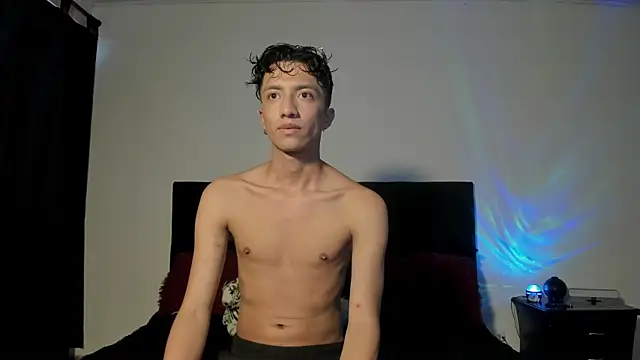 mhatias  online show from November 7, 9:19 pm