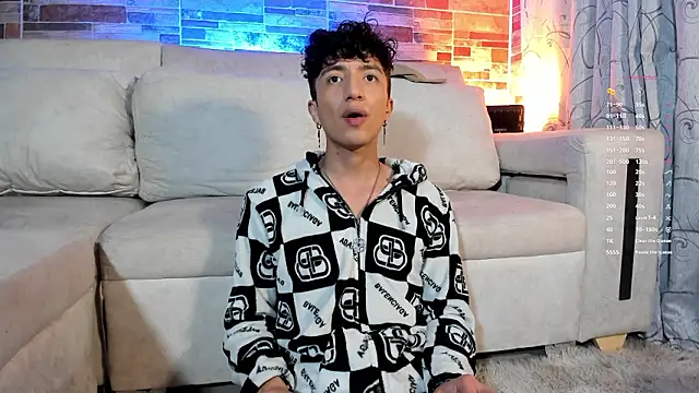 mhatias  online show from February 4, 3:23 am