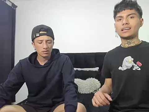 mhatias  online show from September 16, 2:01 am