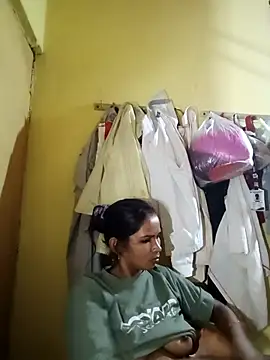 Jaya Iyer online show from October 26, 2:39 pm