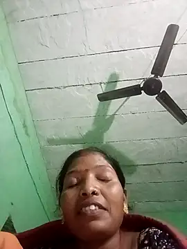 Snapshot of Jivika_Jaiswal chatting on November 6, 2:54 pm Jivika Jaiswal online show from November 6, 2:54 pm