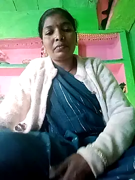 Snapshot of Jivika_Jaiswal chatting on November 1, 2:40 am Jivika Jaiswal online show from November 1, 2:40 am