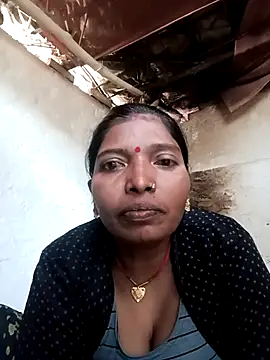 Snapshot of Jivika_Jaiswal chatting on November 17, 7:56 am Jivika Jaiswal online show from November 17, 7:56 am