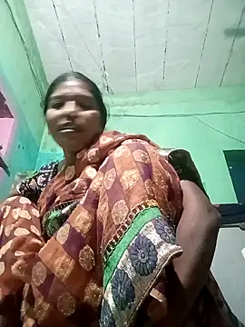 Snapshot of Jivika_Jaiswal chatting on October 22, 11:03 pm Jivika Jaiswal online show from October 22, 11:03 pm