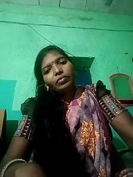 Snapshot of Jivika_Jaiswal chatting on November 2, 1:49 pm Jivika Jaiswal online show from November 2, 1:49 pm