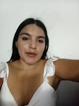 Snapshot of chloe_90 chatting on October 13, 11:49 pm chloe 90 online show from October 13, 11:49 pm