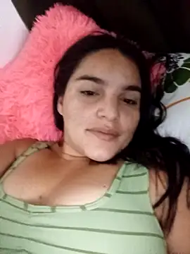 Snapshot of chloe_90 chatting on October 20, 3:52 am chloe 90 online show from October 20, 3:52 am