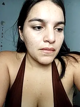Snapshot of chloe_90 chatting on September 18, 12:02 am chloe 90 online show from September 18, 12:02 am