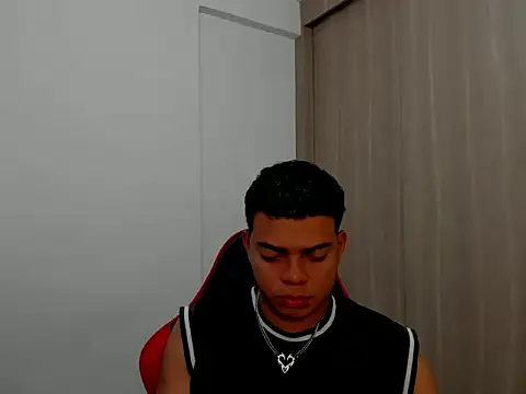 Snapshot of Axel-Latin-Boy chatting on September 26, 3:19 pm Axel-Latin-Boy online show from September 26, 3:19 pm
